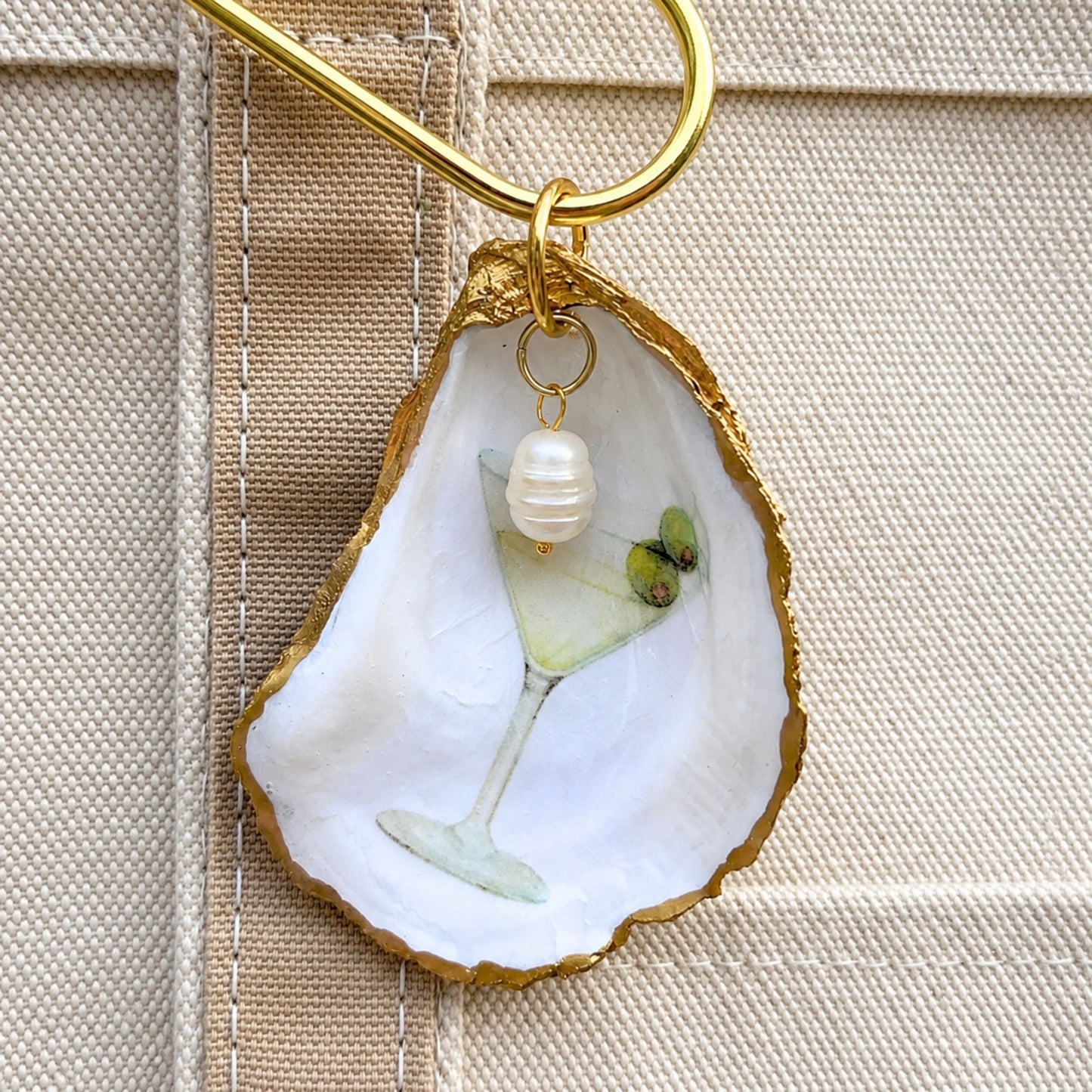 Oyster Shell Tote Bag Charm - Martini